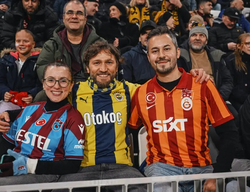 Southbet Telegram: Finlandiya'da Trabzonspor için omuz omuza. SouthBet.club